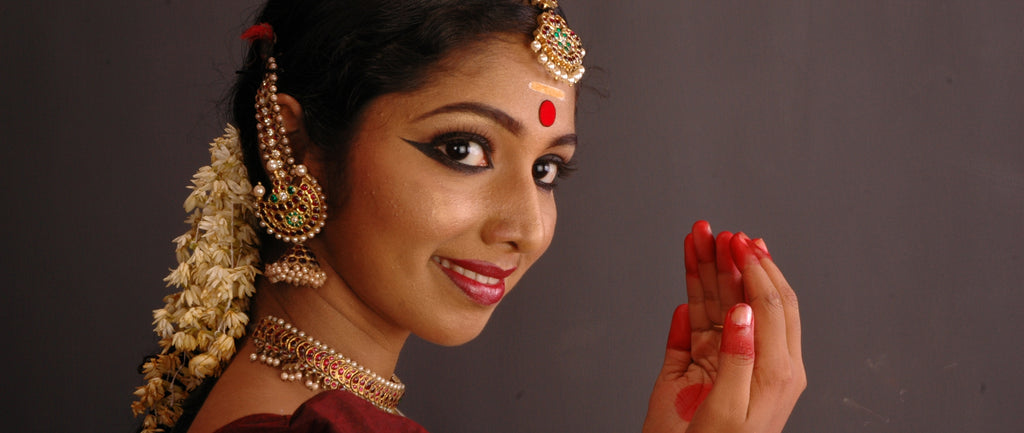 Makeup kit | Classical dances | Weddings | 35 Piece | Bharatanatyam, K –  Classical Dance Jewelry
