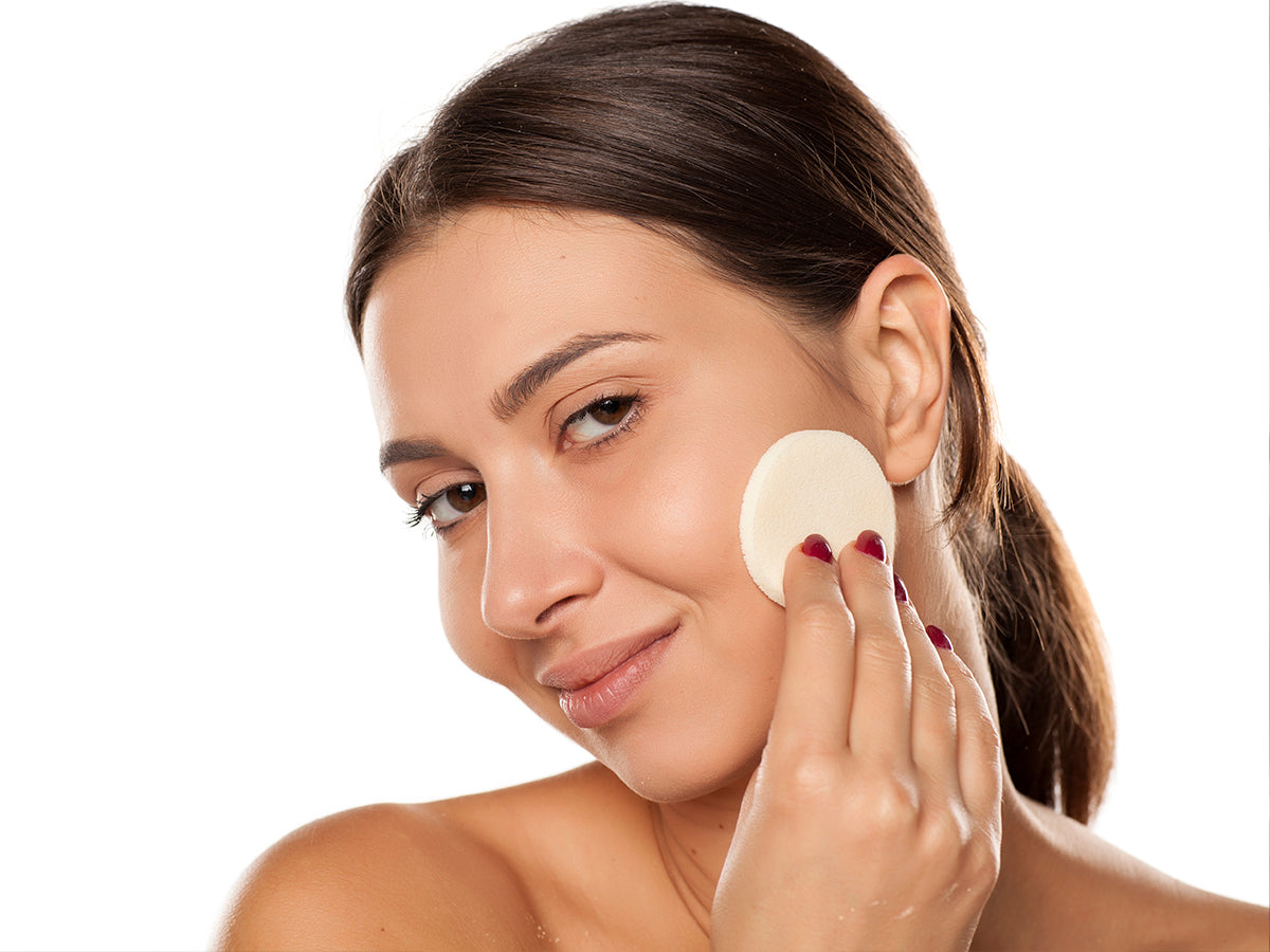 6 Amazing Tips to Apply Compact Powder Perfectly