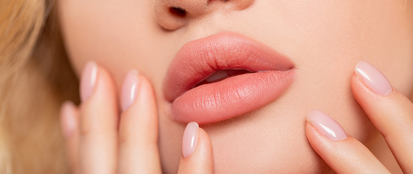 Peach Makeup Look—Heres' How You Can Slay the Trend